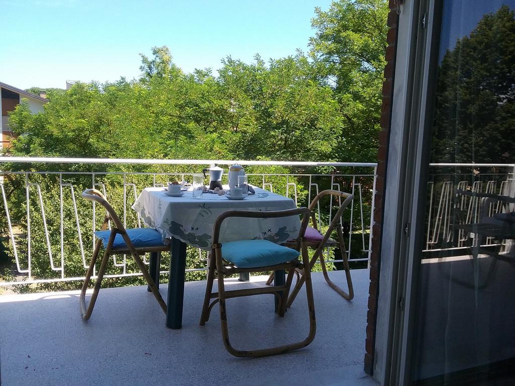 Casa Marialuigia - Appartamenti Solo Per Famiglie Lido di Jesolo Exterior foto