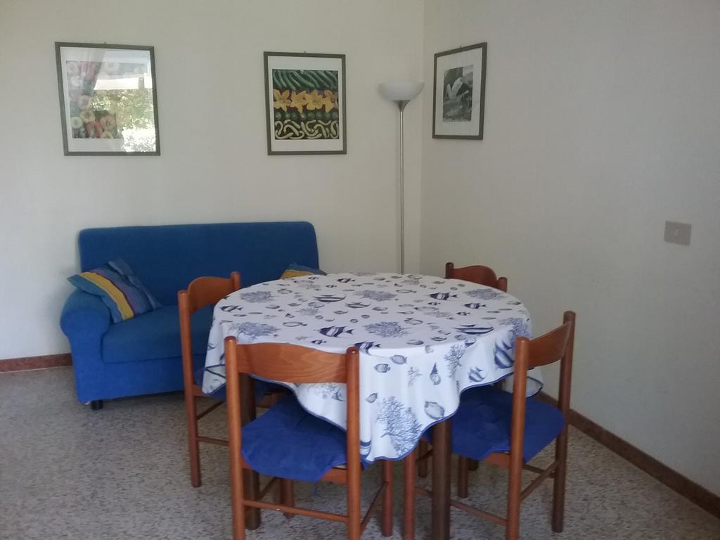 Casa Marialuigia - Appartamenti Solo Per Famiglie Lido di Jesolo Exterior foto